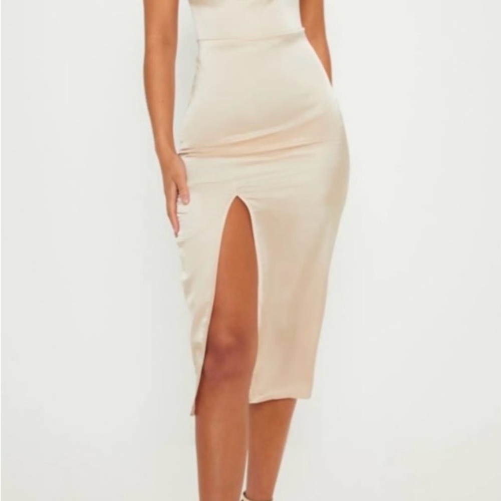 Elegant Pale Pink Dress